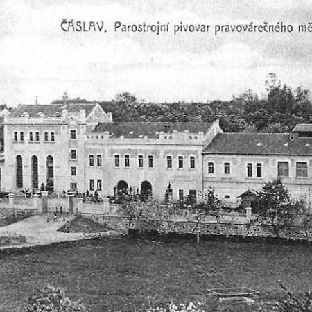 Pivovarska Restaurace Часлав Экстерьер фото